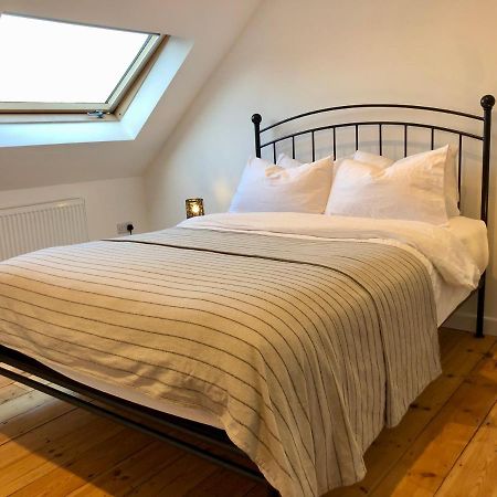 Villa House With Parking, Short Stroll To Quay, Shops And Restaurants à Poole Extérieur photo