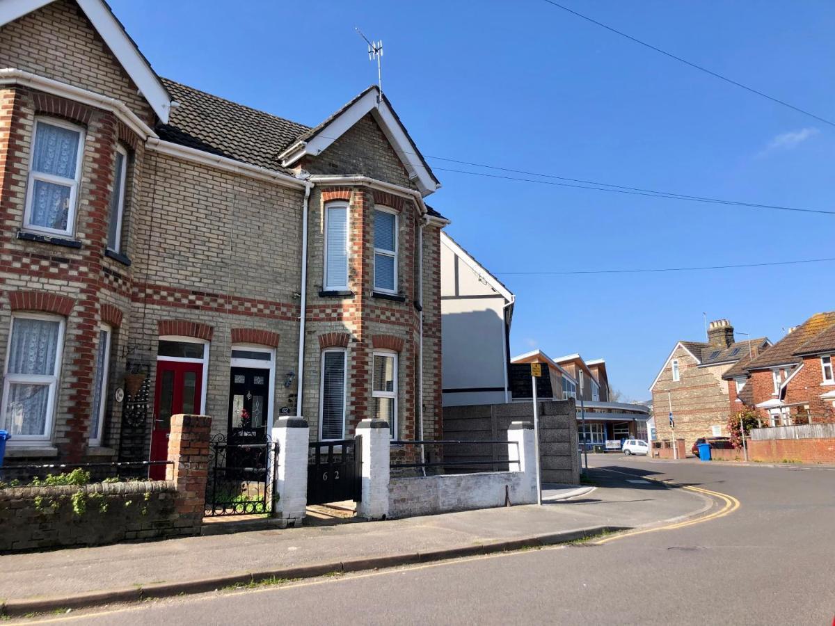 Villa House With Parking, Short Stroll To Quay, Shops And Restaurants à Poole Extérieur photo